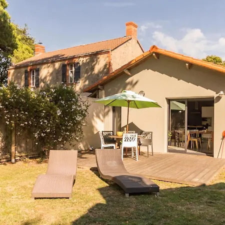 Spacieux Ecogite En Pierre Avec Jardin Clos, Proche De L'ocean Et Des Plages, Confort - Fr-1-306-1032
