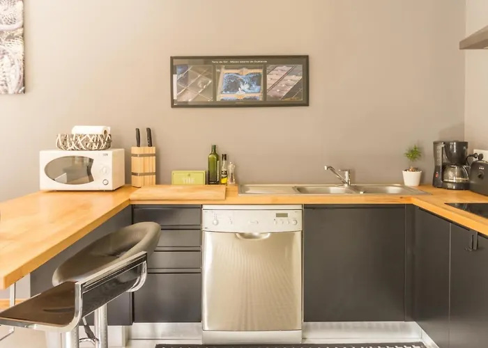 Spacieux Ecogite En Pierre Avec Jardin Clos, Proche De L'ocean Et Des Plages, Confort - Fr-1-306-1032 Nyaraló *